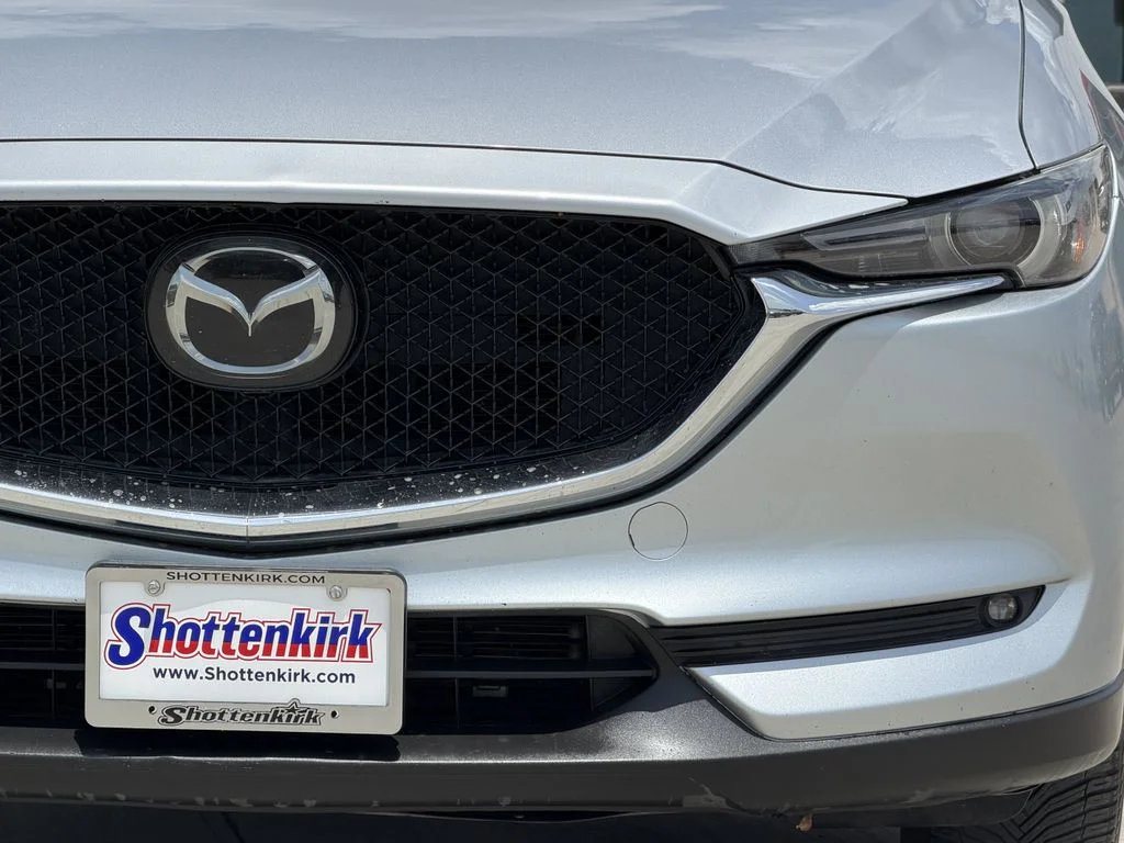 Used 2019 Silver Mazda Grand Touring image 8