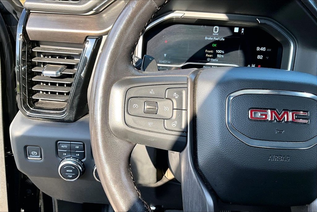 Used 2022 ONYX BLACK GMC AT4 image 20