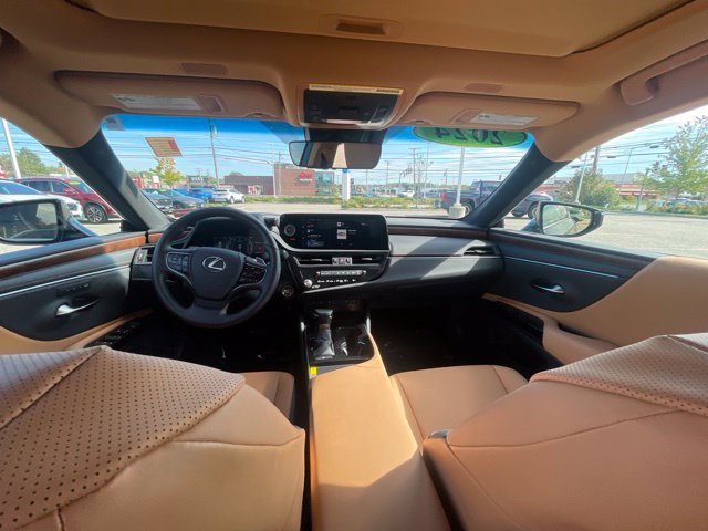Used 2024 Gray Lexus 350 image 15