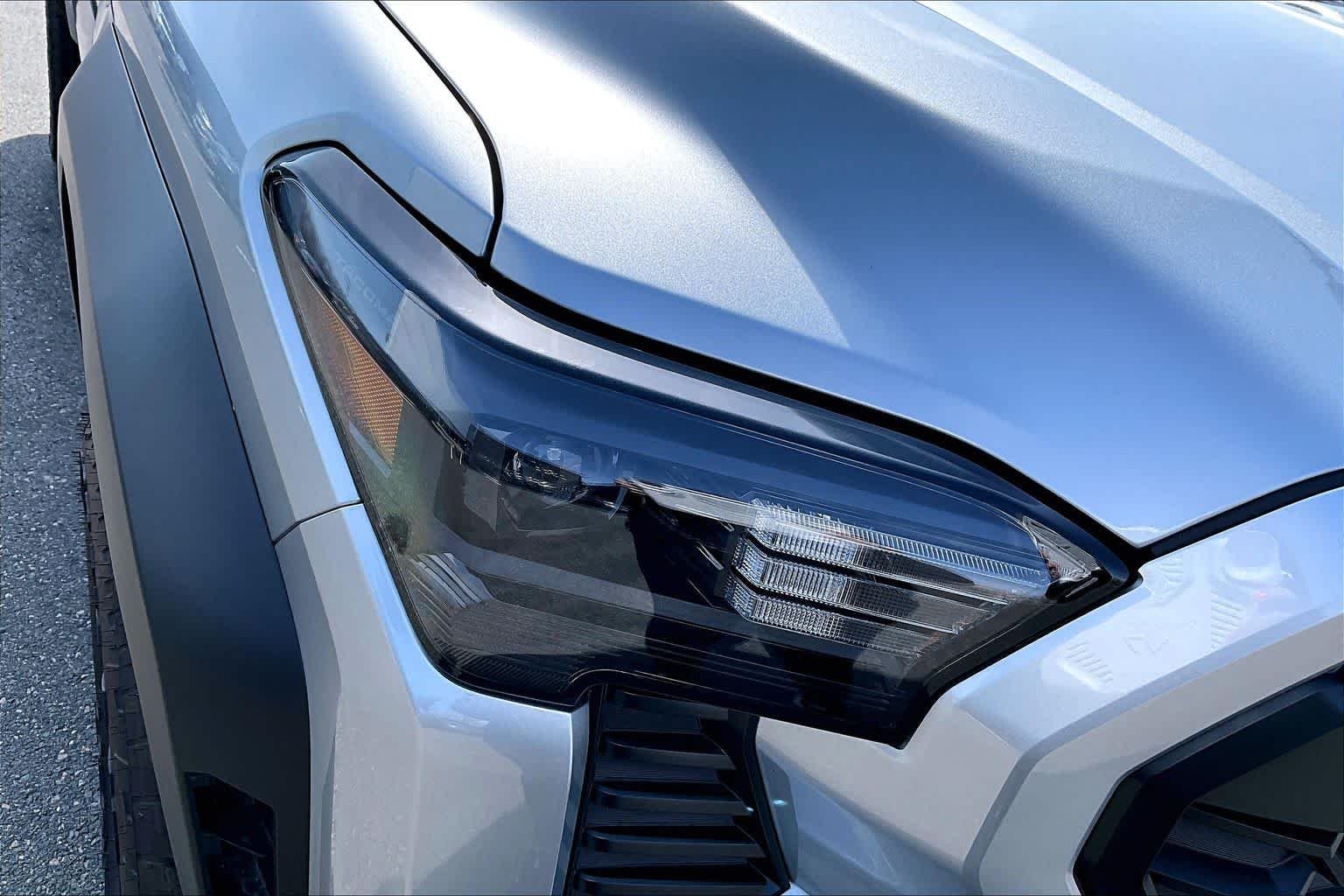 2025 Toyota Tacoma TRD Off Road - Photo 13