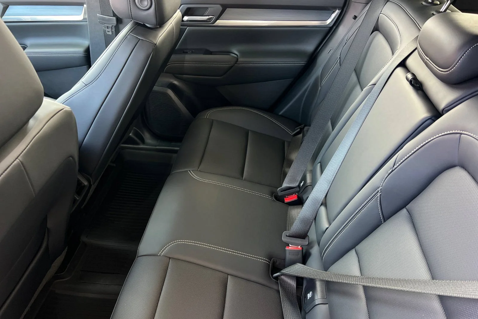 2027 GMC Terrain Elevation - Photo 11