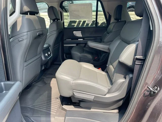 New 2026 Gray Ford Active image 16