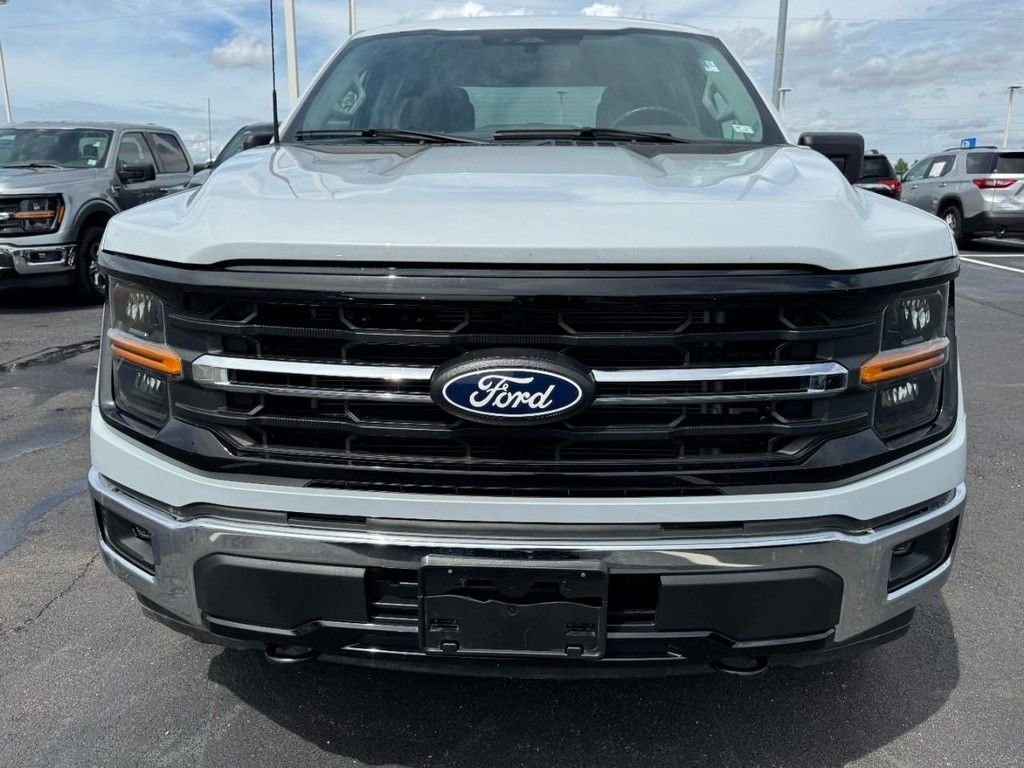 Used 2025 White Ford XLT image 9