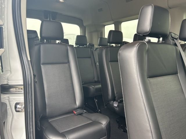New 2026 Oxford White Ford Passenger Van XL image 13