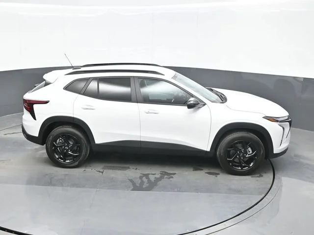 New 2026 Summit White Chevrolet LT image 16