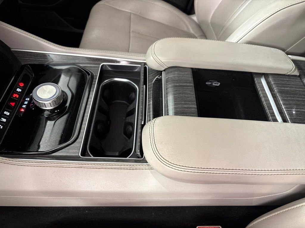 Used 2022 White Jeep Series II image 41