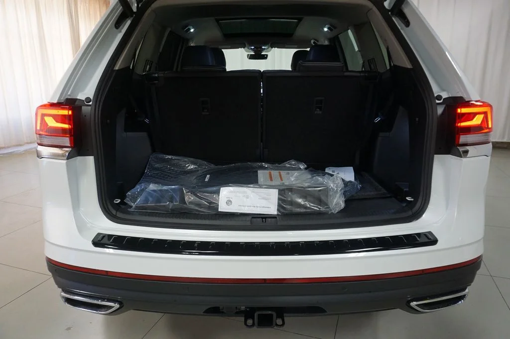 New 2026 Opal White Volkswagen 2.0T SE w/Technology image 31