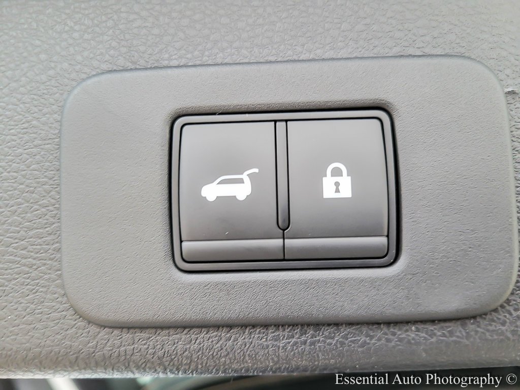 New 2026 Everest White Pearl Tricoat Nissan Platinum image 18