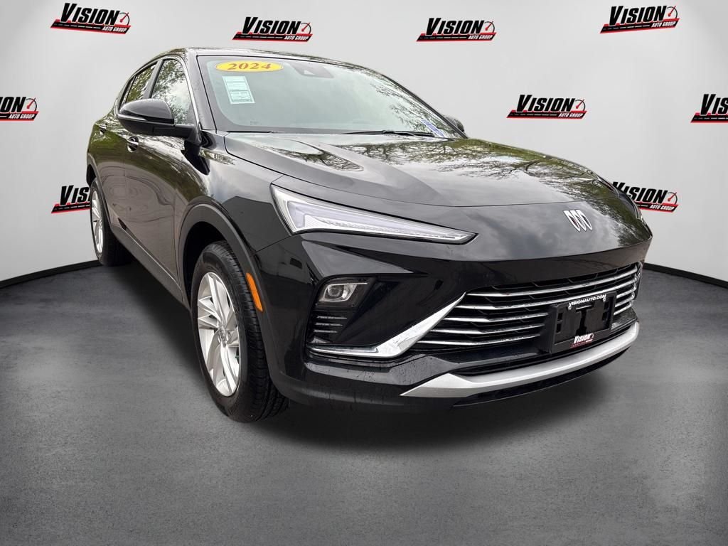 Used 2024 Black Buick Preferred image 3