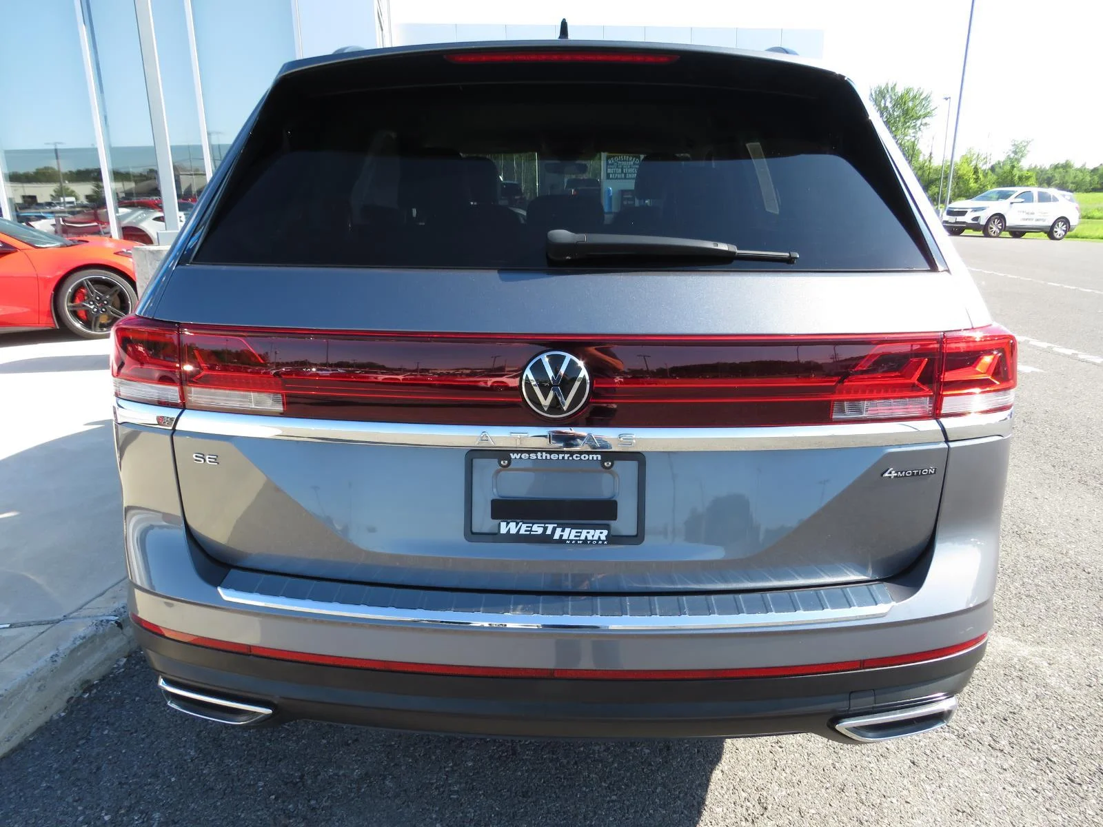 Used 2024 Platinum Gray Metallic Volkswagen 2.0T SE image 10