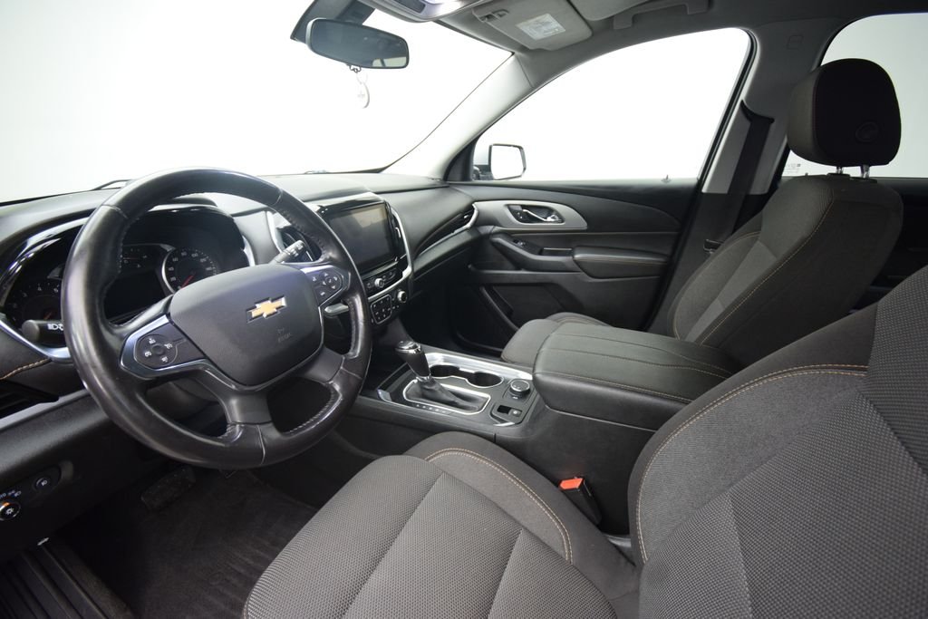 Used 2019 Silver Chevrolet LT image 7