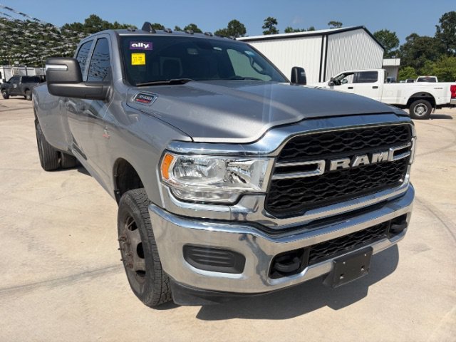 Used 2024 Billet Silver Metallic Clearcoat Ram Tradesman image 7