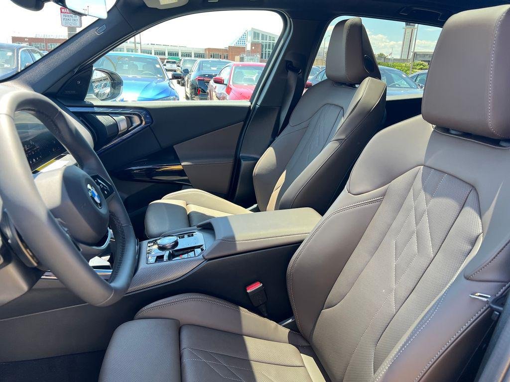 New 2026 Arctic Race Blue metallic BMW 30 xDrive image 3