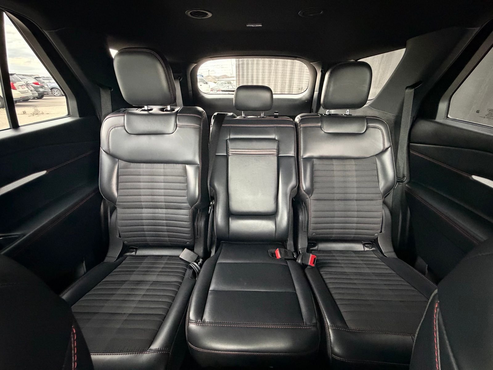 Used 2025 Gray Metallic Ford ST-Line image 24