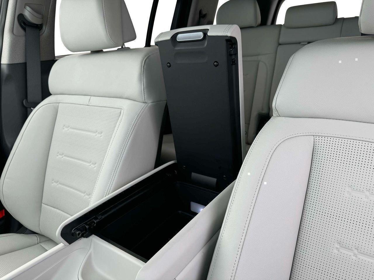 New 2026 White Hyundai Limited AWD image 18