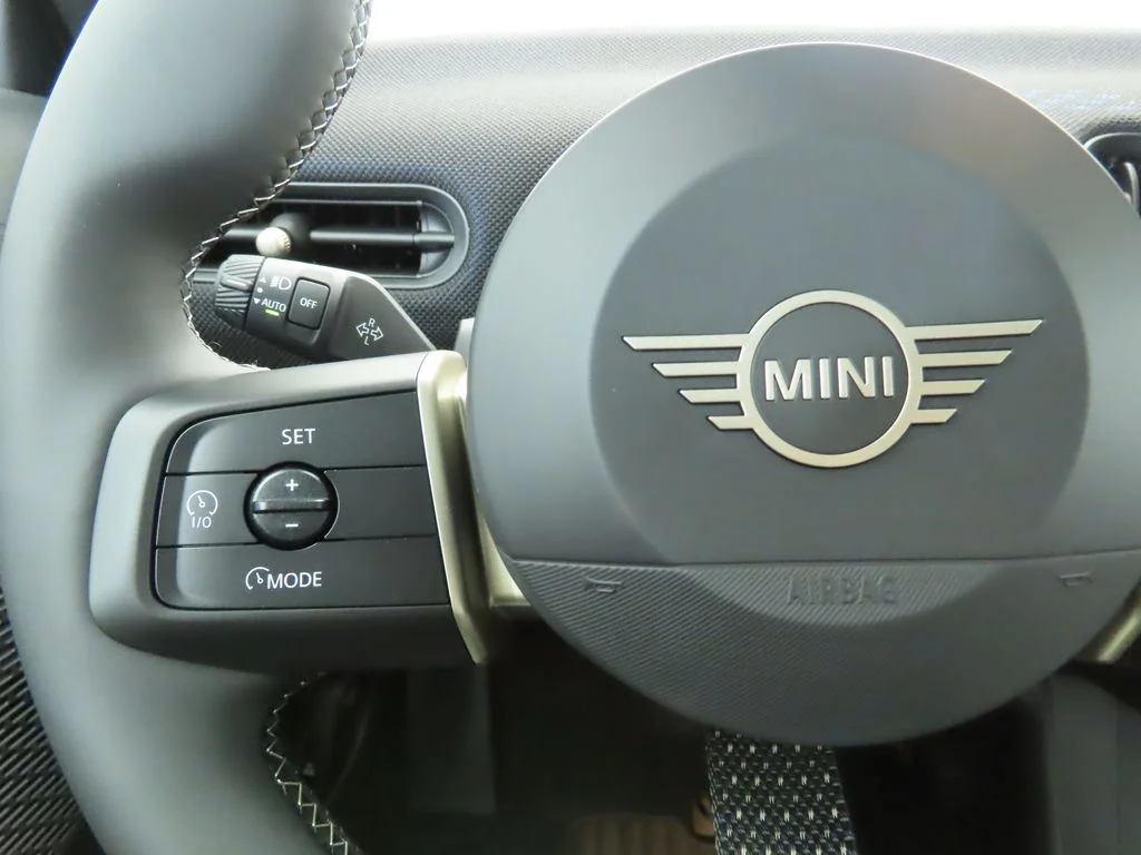 2026 MINI Hardtop 2 Door S - Photo 13