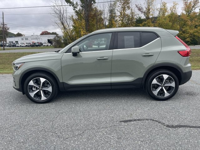 Used 2025 Green Volvo Plus Bright Theme image 2