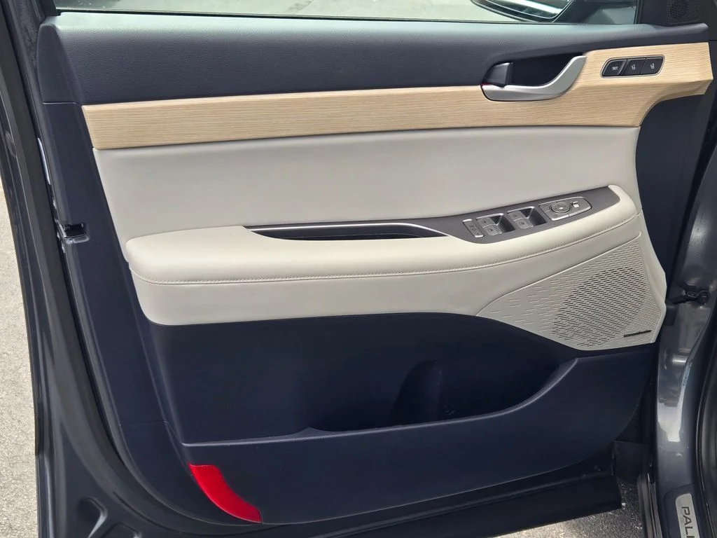 Used 2023 Gray Hyundai Limited image 23