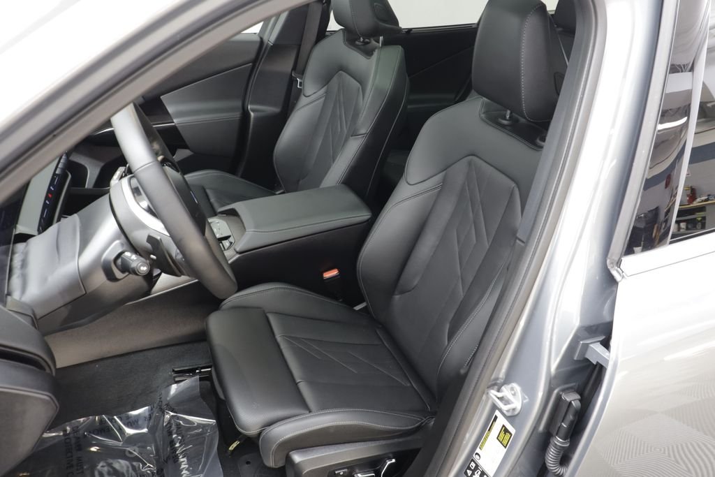 2026 BMW X3 30 - Photo 13