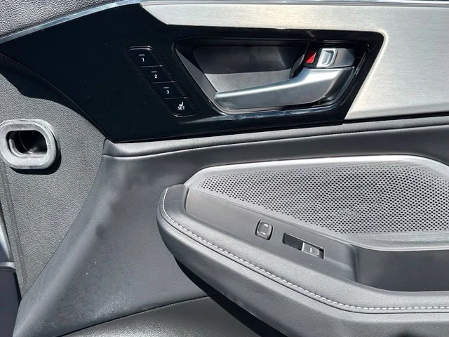 Certified Used 2026 Solar Silver Metallic Acura Technology Package image 18