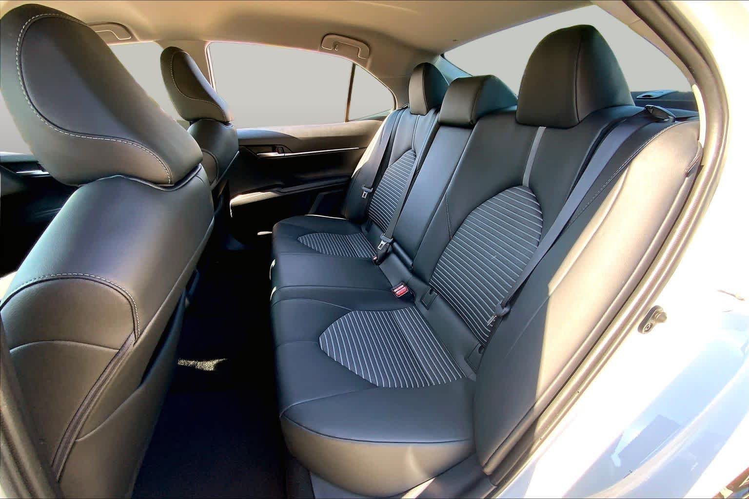 Used 2023 Ice Cap Toyota SE image 20