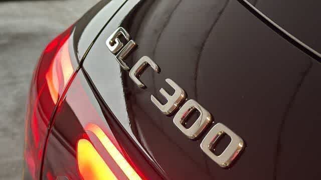 Certified Used 2026 Black Mercedes-Benz GLC 300 image 10
