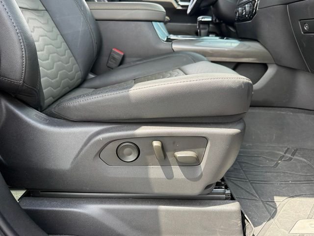 Used 2024 Black Chevrolet ZR2 image 24