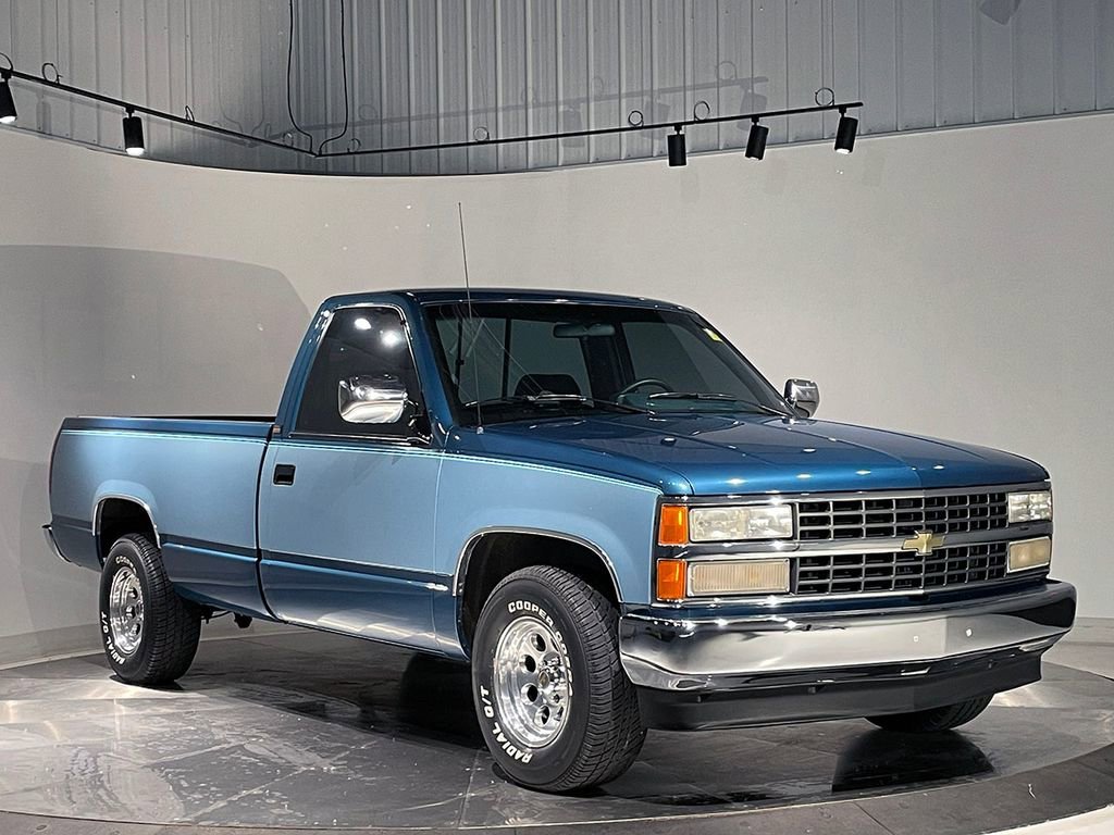 Used 1992  Chevrolet NA image 68