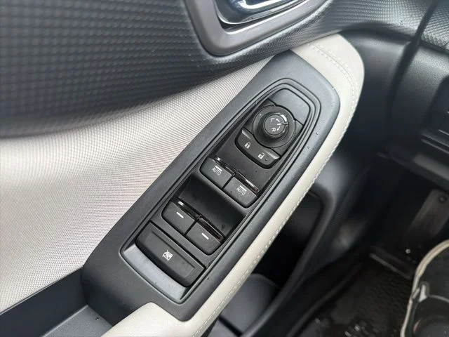 Used 2023 Green Subaru Premium image 17