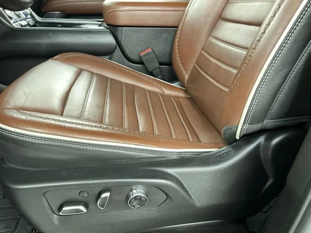 Used 2023 Onyx Black GMC Denali Ultimate image 22