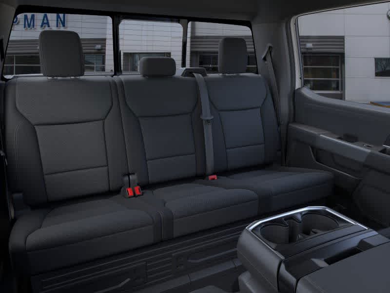 New 2026 Oxford White Ford XLT image 11