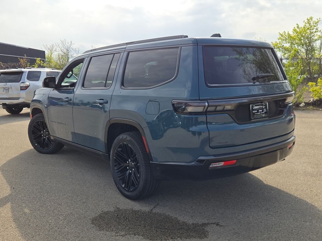 New 2026 Steel Blue Exterior Paint Jeep Limited Reserve image 17
