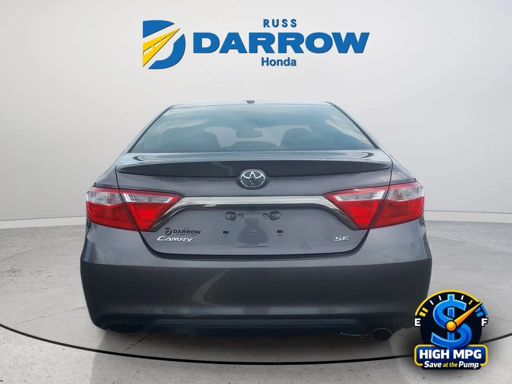 Used 2016 Gray Toyota SE image 4