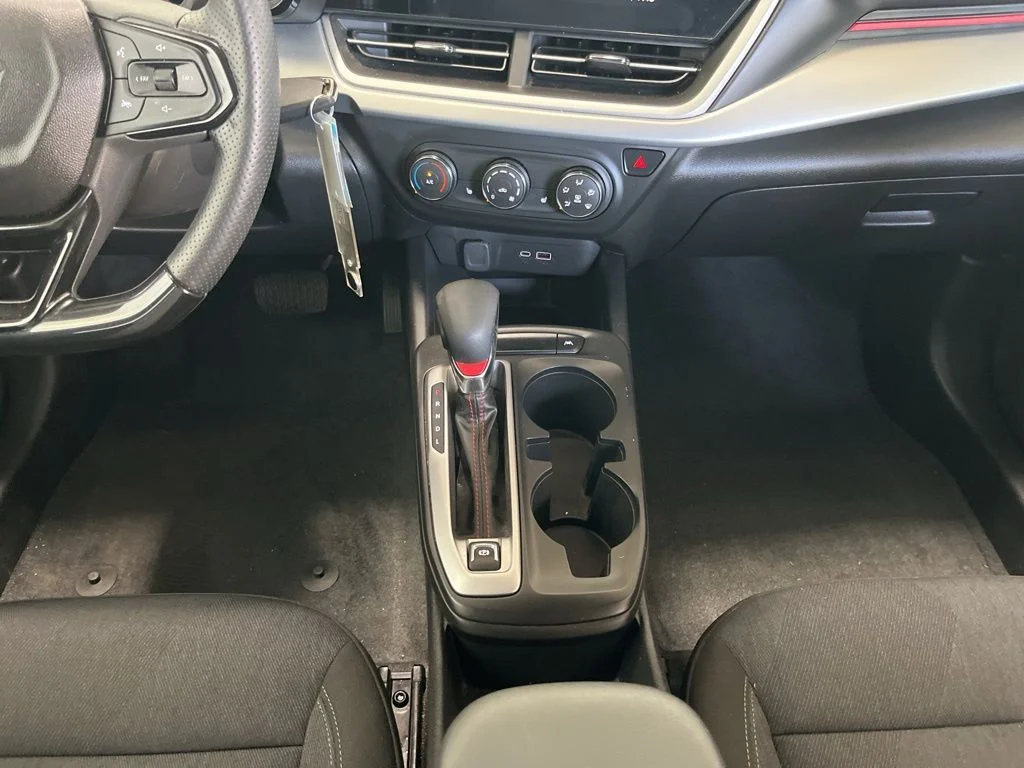 Used 2024 Red Chevrolet 1RS image 10