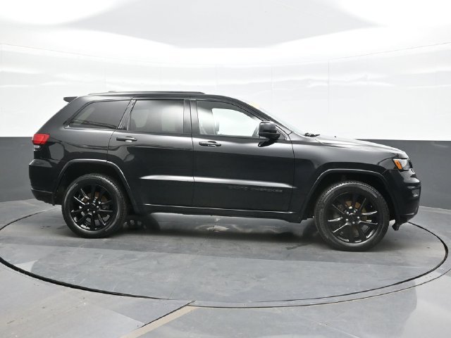 Used 2020 Black Jeep Altitude image 8