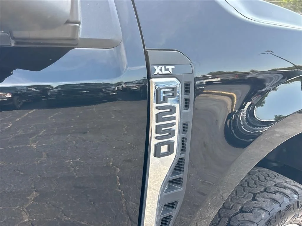 Certified Used 2024 Agate Black Metallic Ford XLT image 11