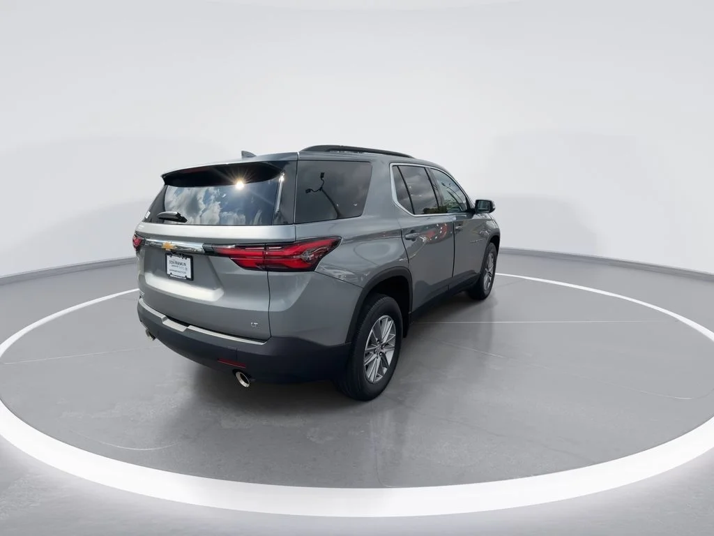 Used 2023 Gray Chevrolet LT image 7