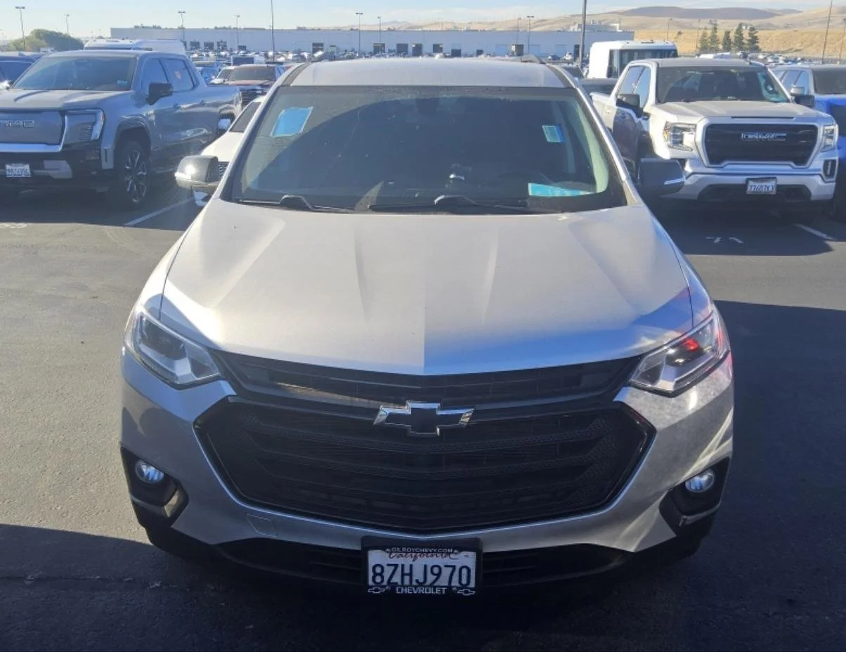 Used 2021 SILVER ICE METALLIC Chevrolet LT Cloth image 15
