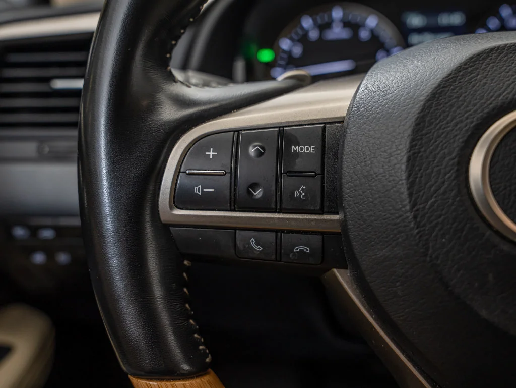 Certified Used 2022 CAVIAR Lexus 350L image 29