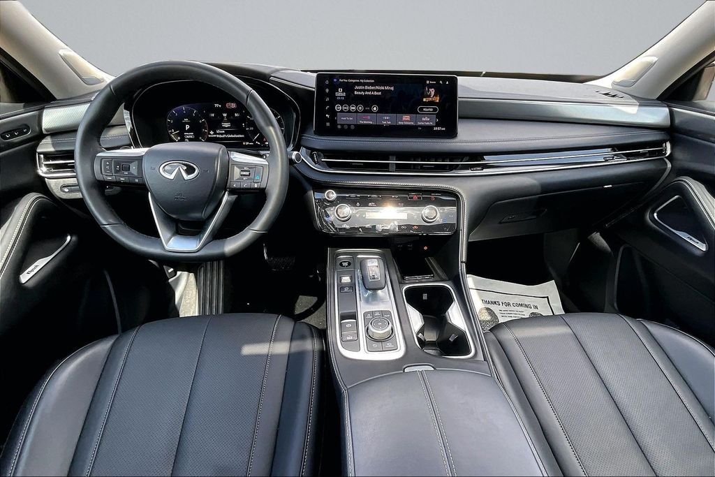 Used 2026 Gray INFINITI LUXE image 13