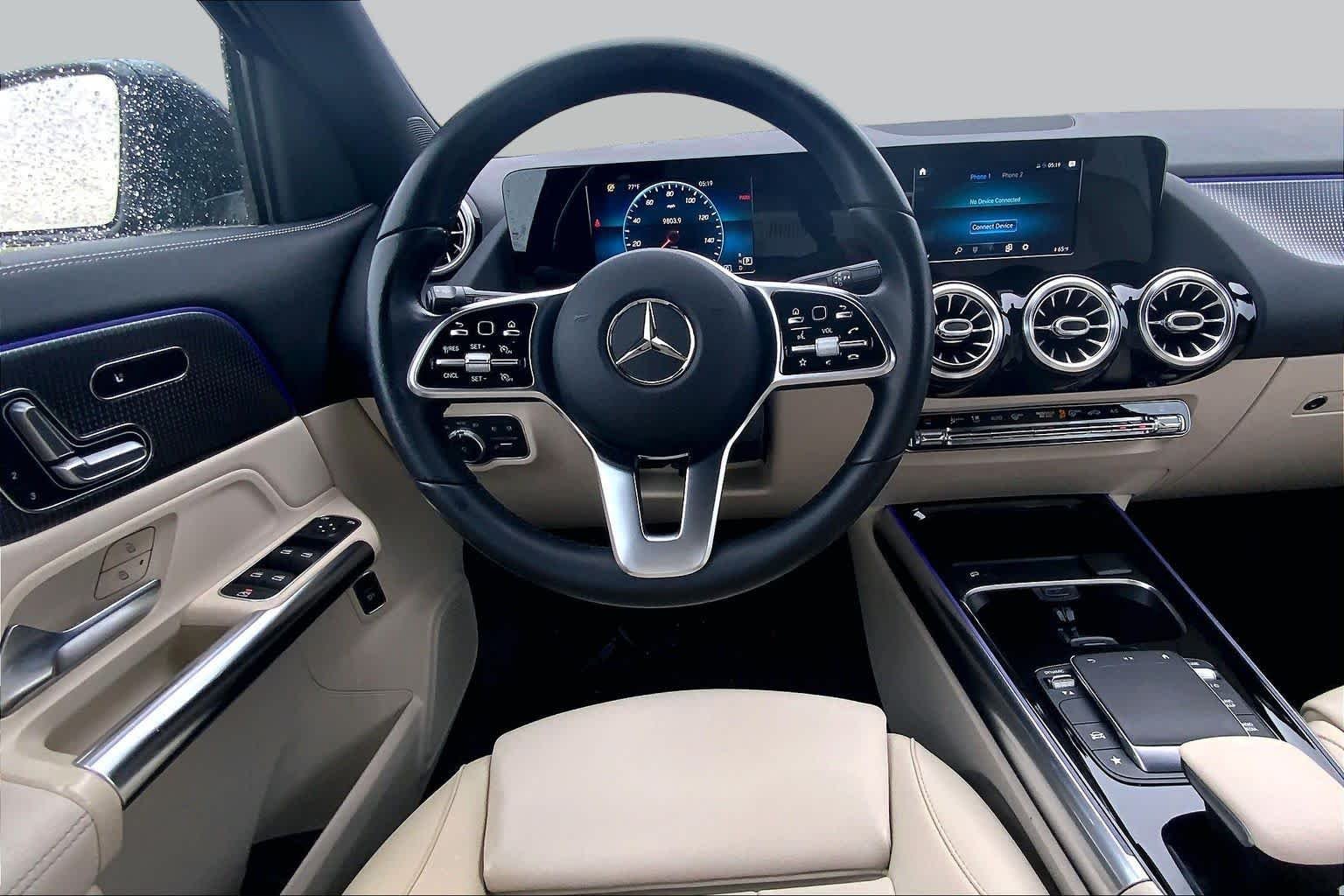 Used 2021 Night Black Mercedes-Benz GLA 250 image 6