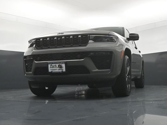 New 2027 Gray Jeep Limited Reserve image 19