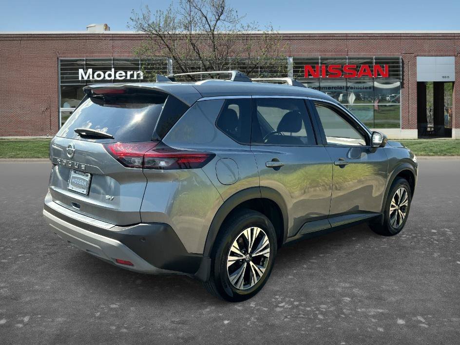 Used 2021 Gun Metallic Nissan SV image 4