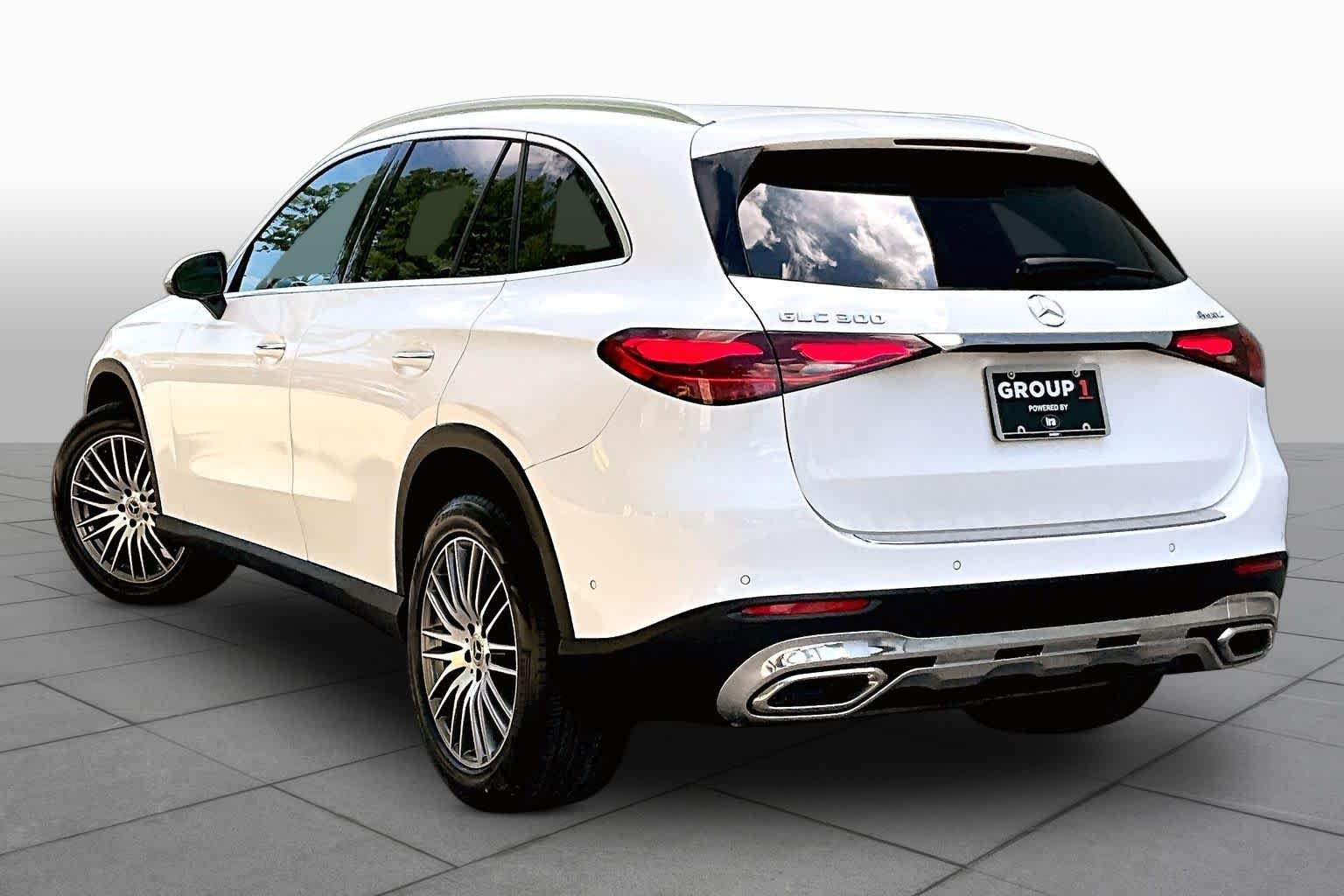Used 2023 Polar White Mercedes-Benz GLC 300 image 12