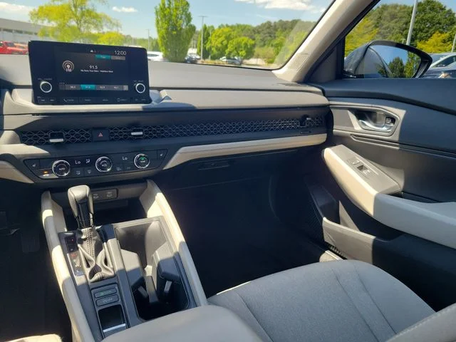 2023 Honda Accord EX - Photo 10