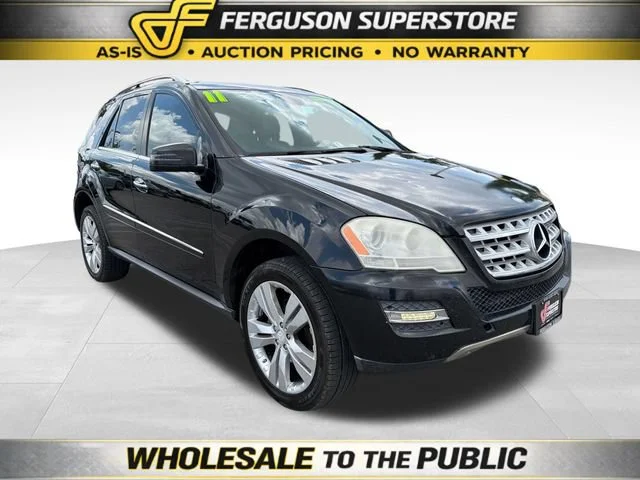 Used 2011  Mercedes-Benz ML 350 image 1