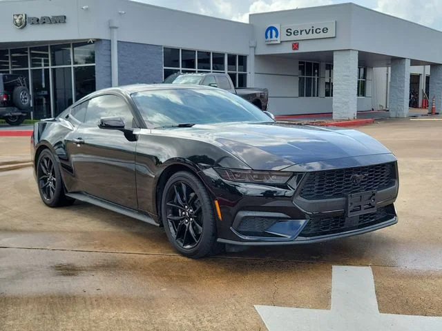 2025 Ford Mustang EcoBoost Fastback's photo