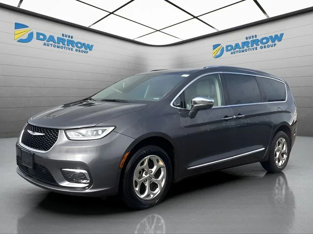 Used 2021 Gray Chrysler Limited image 1
