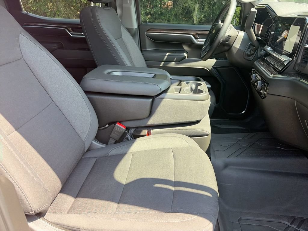 Used 2024 Radiant Red Tintcoat Chevrolet LT image 8