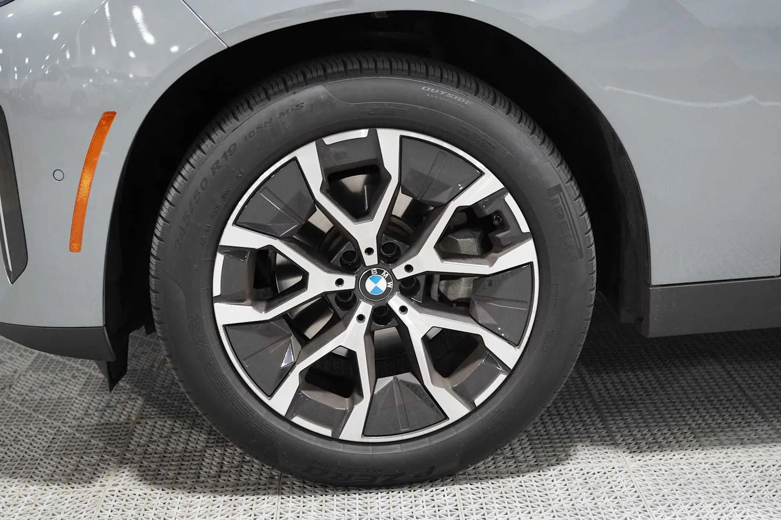 Certified Used 2025 Skyscraper Gray Metallic BMW 30 xDrive image 8